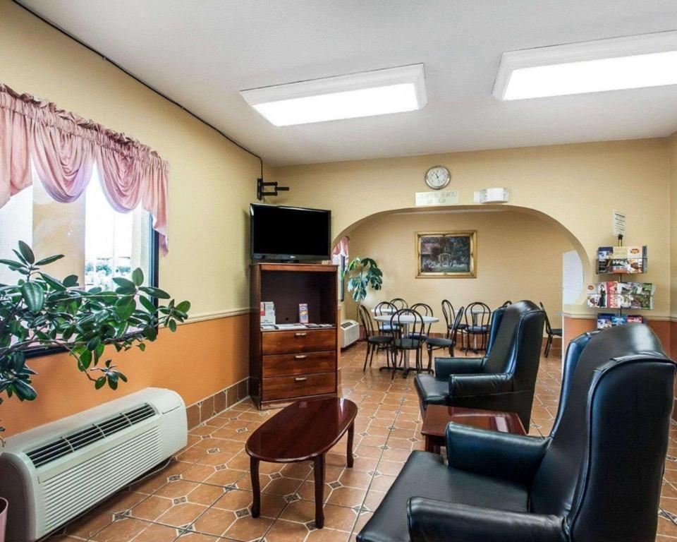 Econo Lodge Inn & Suites I-20, Exit 73 Tuscaloosa Kültér fotó