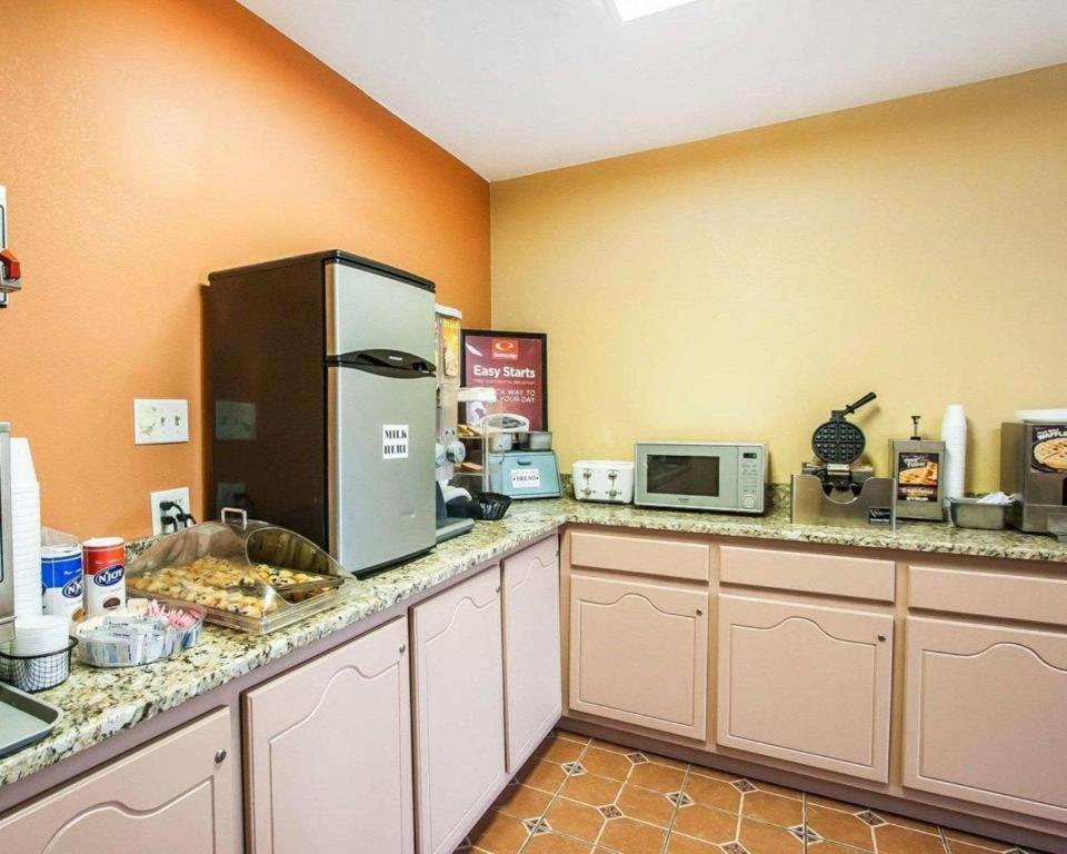 Econo Lodge Inn & Suites I-20, Exit 73 Tuscaloosa Kültér fotó