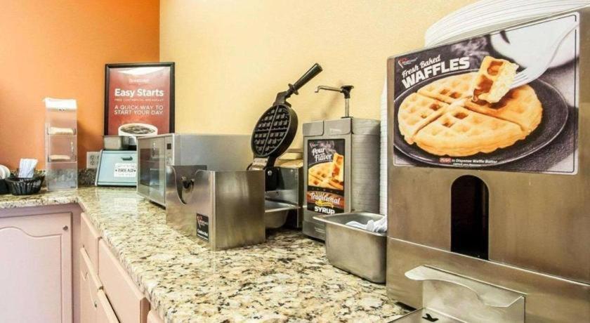 Econo Lodge Inn & Suites I-20, Exit 73 Tuscaloosa Kültér fotó