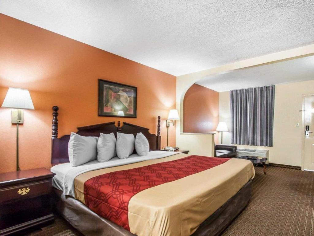 Econo Lodge Inn & Suites I-20, Exit 73 Tuscaloosa Kültér fotó