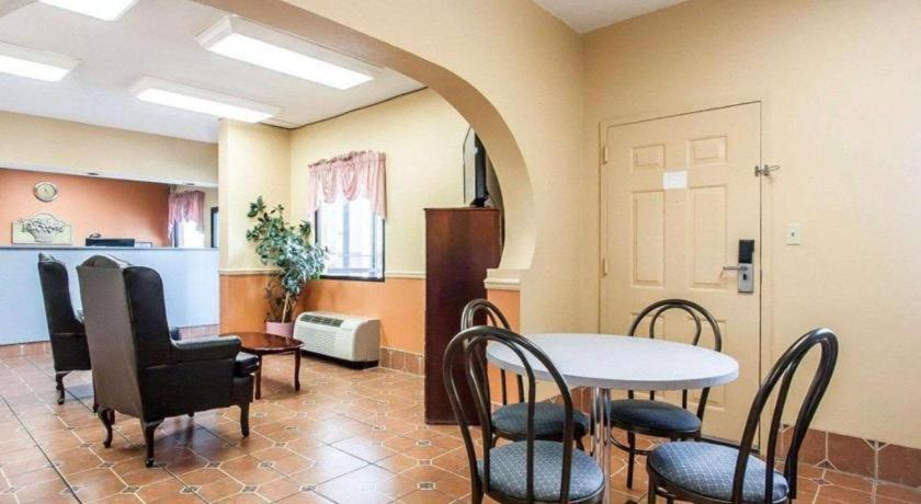 Econo Lodge Inn & Suites I-20, Exit 73 Tuscaloosa Kültér fotó