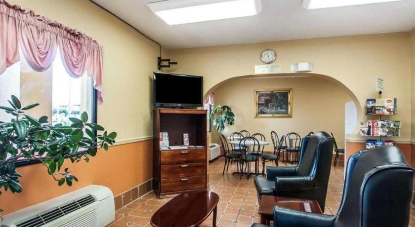 Econo Lodge Inn & Suites I-20, Exit 73 Tuscaloosa Kültér fotó